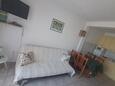 Punat, Camera di soggiorno nell'alloggi del tipo apartment, condizionatore disponibile e WiFi.