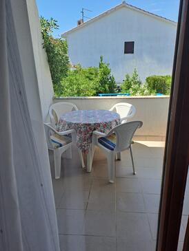 Appartamenti con parcheggio Ponte - Punat, Veglia - Krk - 24812