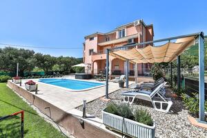 Dom s bazénom Kaštel Lukšić, Kaštela - 24815