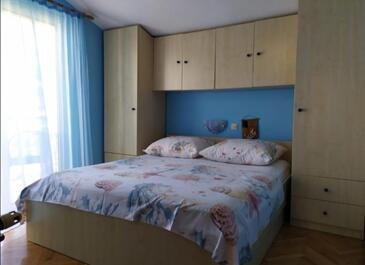 Appartamenti accanto al mare Podgora, Macarsca - Makarska - 24818