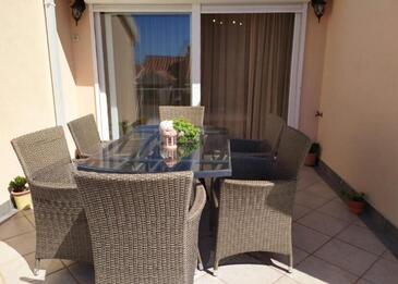 Appartamenti accanto al mare Podgora, Macarsca - Makarska - 24818