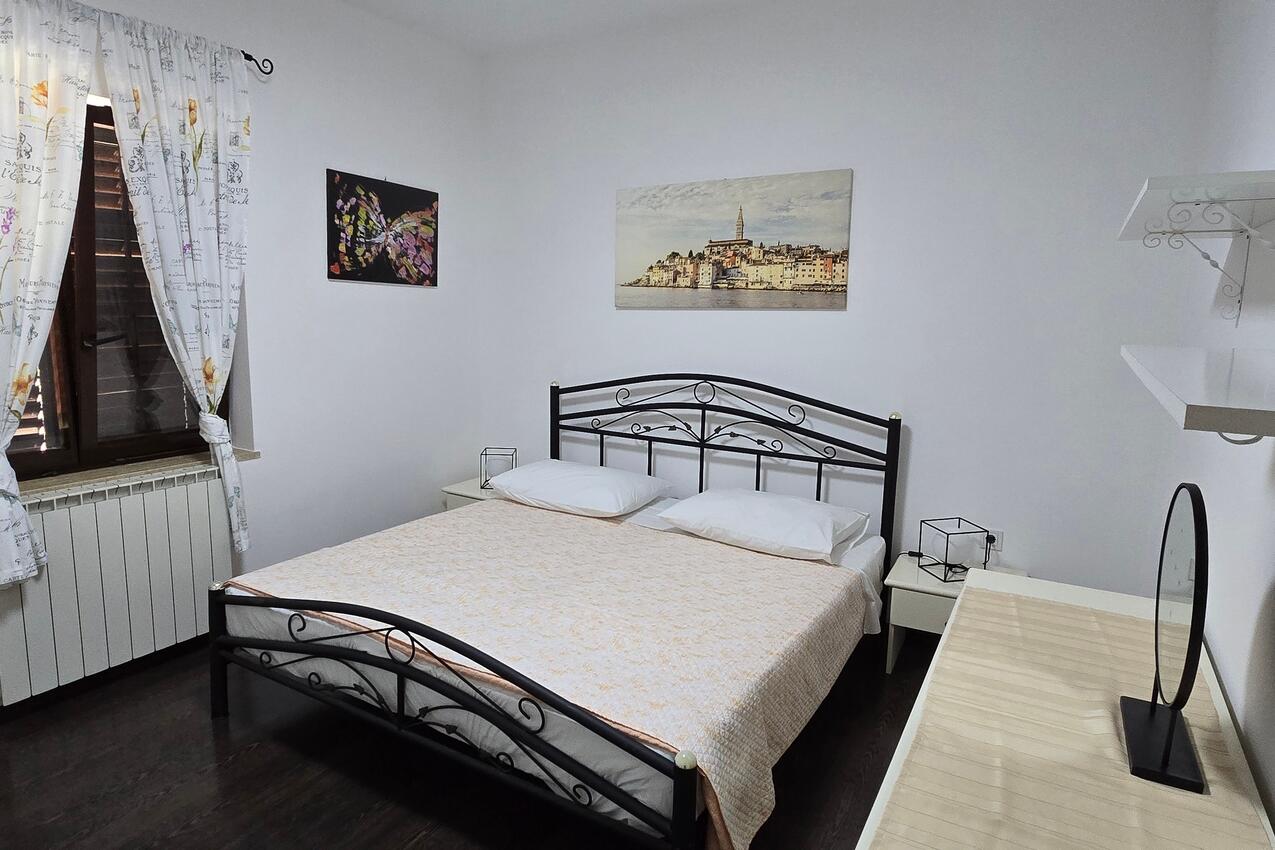 Apartmani s parkingom Buići, Poreč - 24819