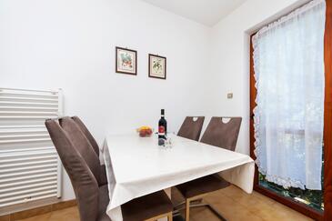 Rovinj, Eetkamer in accommodatietype apartment, huisdieren toegestaan en WiFi.
