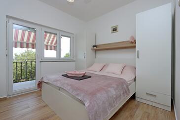 Двухкомнатный дом Яков Полье (Jakov Polje) - Jakov Polje, Нови-Винодолски - Novi Vinodolski (K-24824(