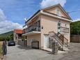 Jakov Polje, Novi Vinodolski, Overnatting 24824 - Feriehus med en rullesteinstrand.
