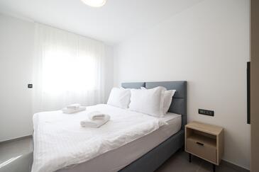 Ferienwohnungen am Meer Privlaka, Zadar - 24834