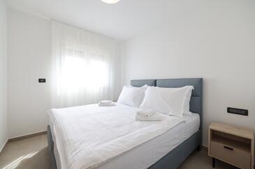 Ferienwohnungen am Meer Privlaka, Zadar - 24834