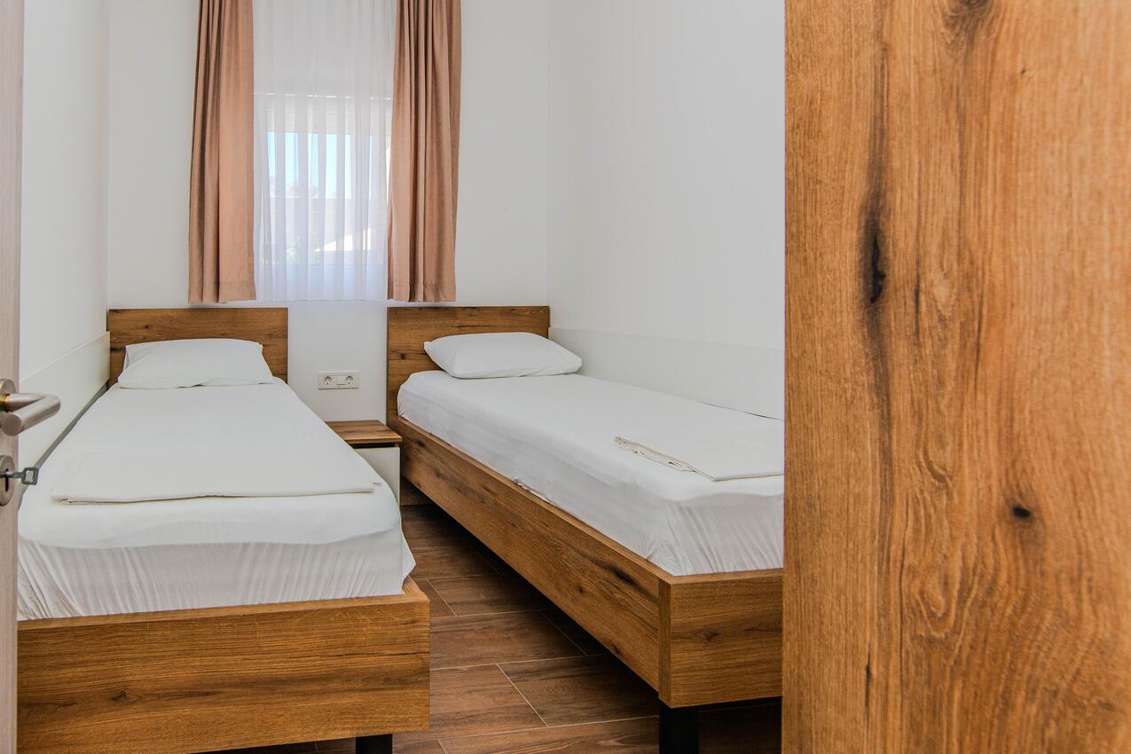 Apartamente cu parcare Vir - 24843