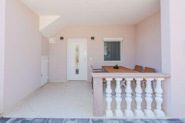 Apartmani s parkingom Vir - 24843