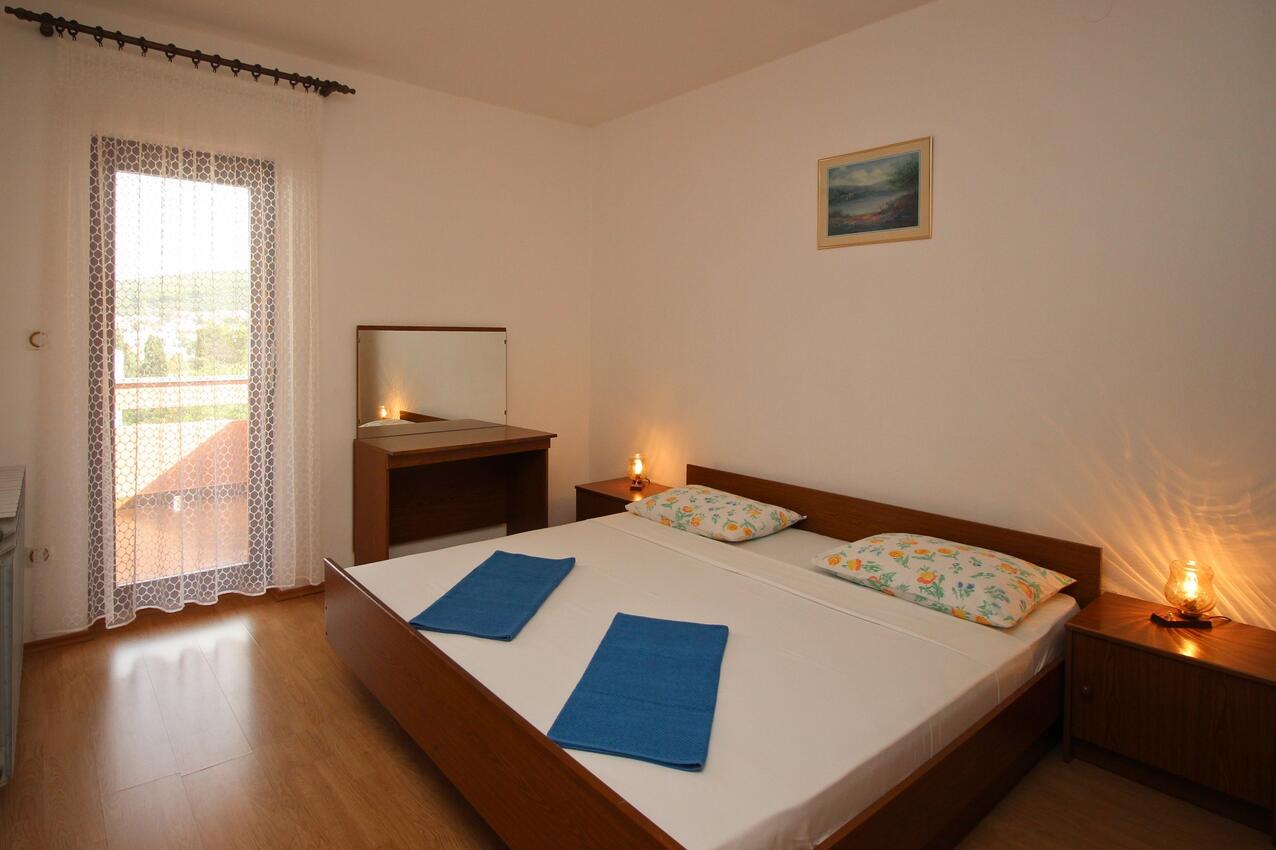 Ferienwohnungen mit Parkplatz Punat, Krk - 24845