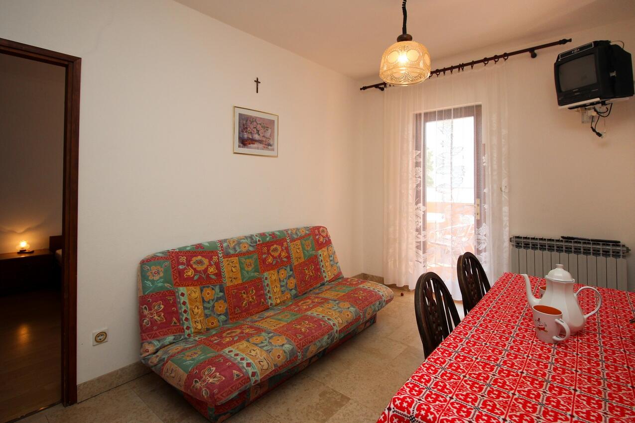 Ferienwohnungen mit Parkplatz Punat, Krk - 24845