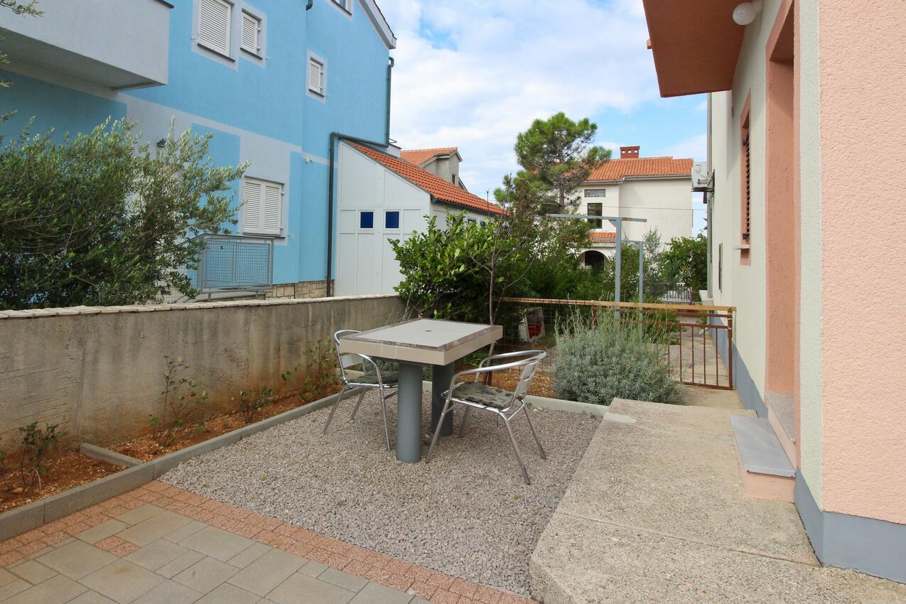 Apartmaji s parkingom Punat, Krk - 24845