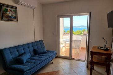 Drage, Living room in the apartment, air condition available, (pet friendly) and WiFi.