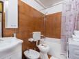 Punat, Badkamer in accommodatietype apartment, huisdieren toegestaan en WiFi.