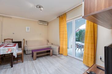 Appartamenti con parcheggio Ponte - Punat, Veglia - Krk - 24854