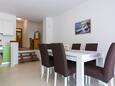 Punat, Eetkamer in accommodatietype apartment, WiFi.