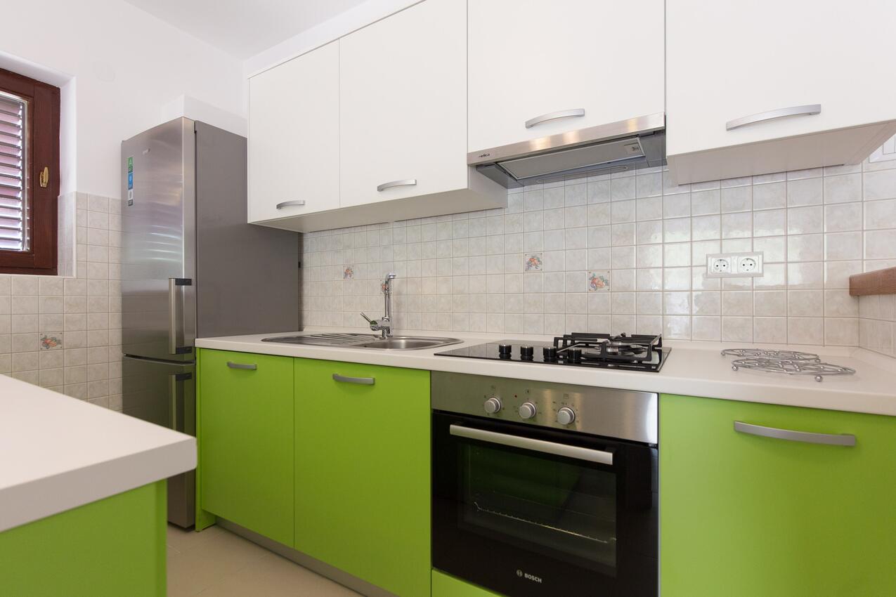 Ferienwohnungen mit Parkplatz Punat, Krk - 24857