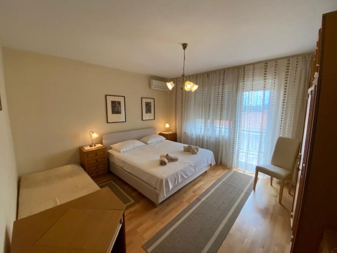 Apartmaji s parkingom Punat, Krk - 24863