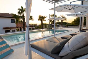 Holiday house with a swimming pool Kaštelir, Central Istria - Središnja Istra - 24867 Adriatic.hr