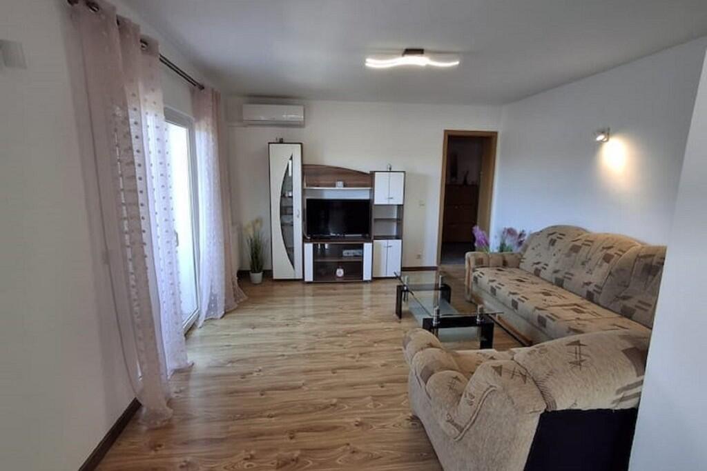 Apartments with parking space Radašinovci, Biograd - 24870