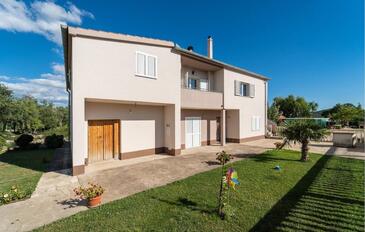 Apartments with parking space Radašinovci, Biograd - 24870 Adriatic.hr