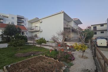Seget Vranjica, Trogir, Objekt 24874 - Ferienwohnungen am Kieselstränden.