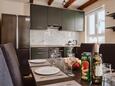 Omiš, Кухня в размещении типа house, WiFi.