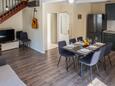 Omiš, Гостиная в размещении типа house, доступный кондиционер и WiFi.