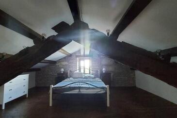 Feriehus med parkering Belavici, Marcana - 24884