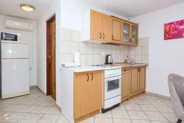 Apartments by the sea Rogoznica - 24889