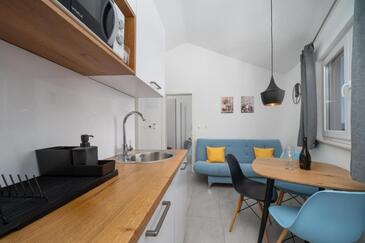 Drašnice, Camera di soggiorno nell'alloggi del tipo apartment, condizionatore disponibile e WiFi.