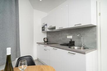 Ferienwohnungen am Meer Drasnice, Makarska - 24891