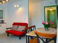 Postira, Столовая в размещении типа apartment, доступный кондиционер и WiFi.