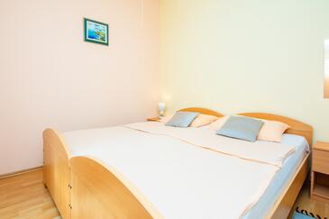 Ferienwohnungen mit Parkplatz Vir - 24901