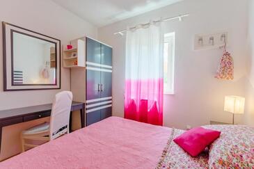 Apartmanok parkolóhellyel Postira, Brac - 24905