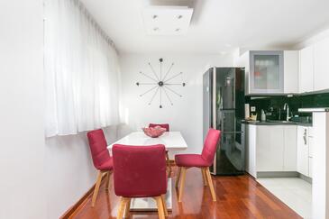Appartement d'une chambre Split (A-24912-a)