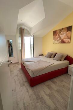 Апартаменты для семей с детьми Водице - Vodice - 24913