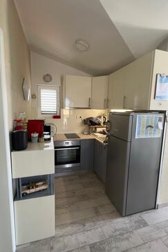 Апартаменты для семей с детьми Водице - Vodice - 24913
