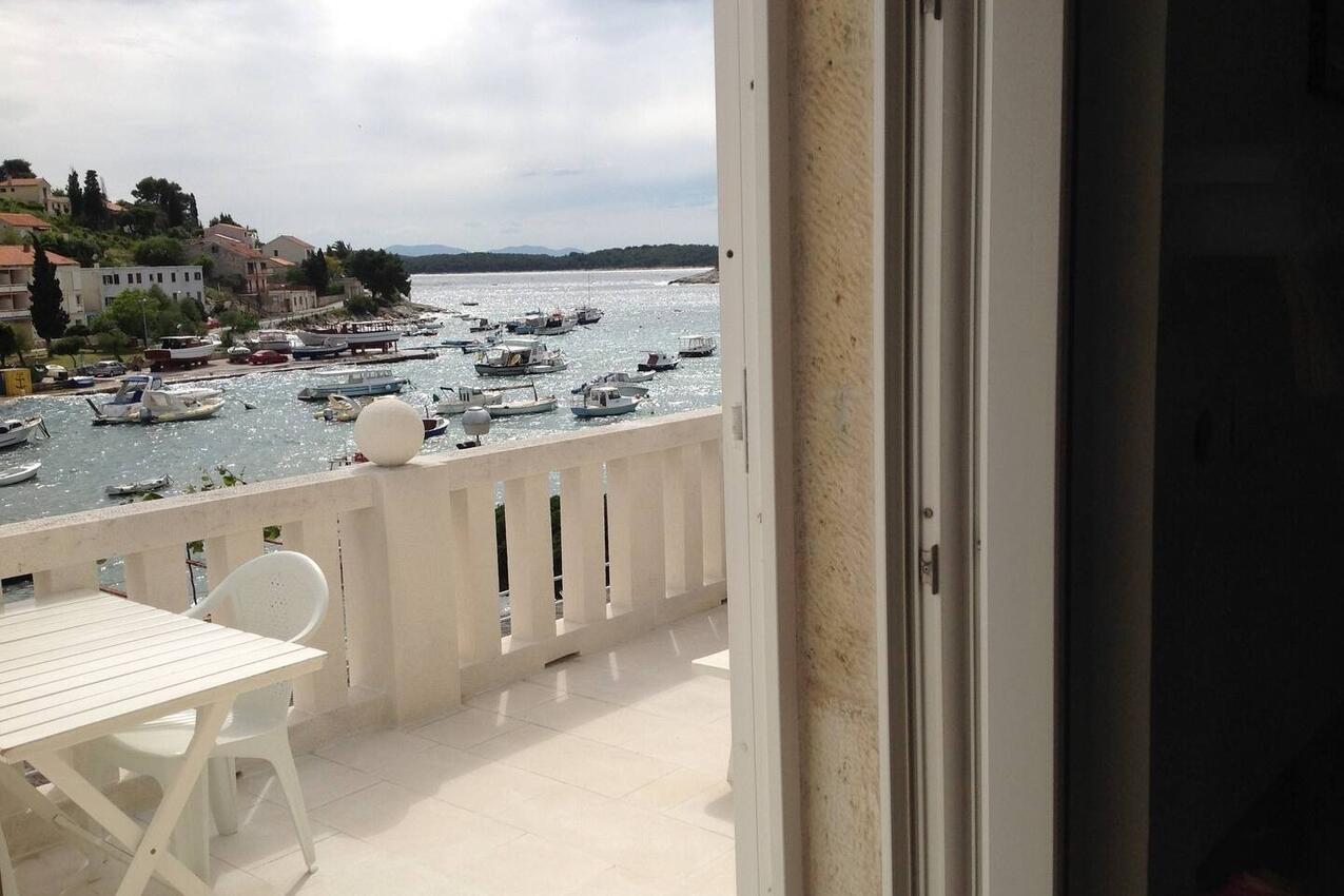 Jednosobni apartman Hvar (A-24926-b)