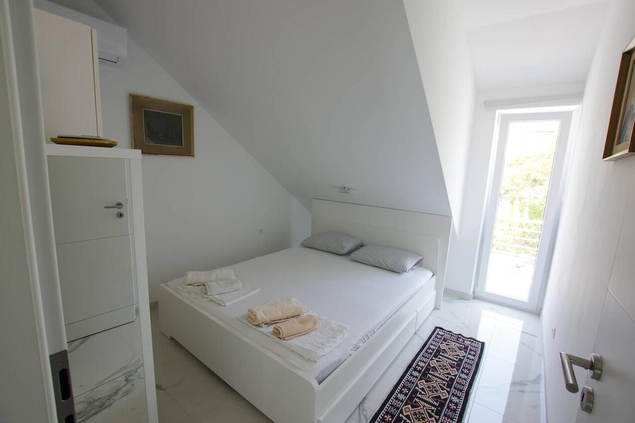 Apartamenty nad morzem Hvar - 24926