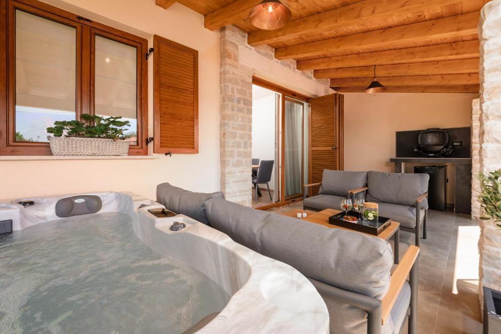 Lejligheder til familier med børn Cancini, Porec - 24930