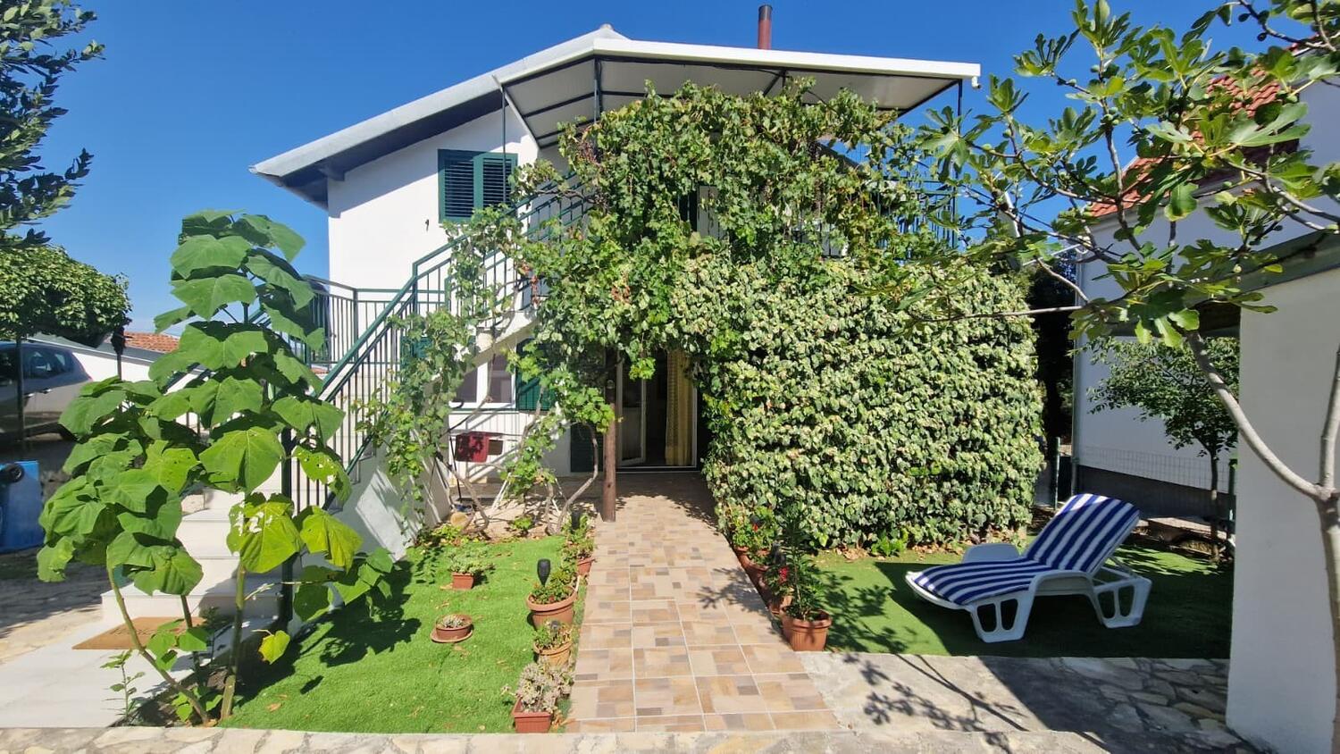 Semesterhus med parkering Jadrija, Sibenik - 24931