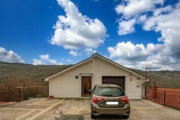 Rijeka, Rijeka, Overnatting 24933 - Leiligheter med en rullesteinstrand.