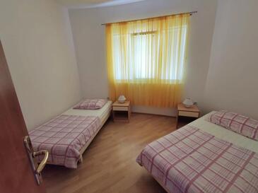 Apartmanok parkolóhellyel Grebastica, Sibenik - 24934