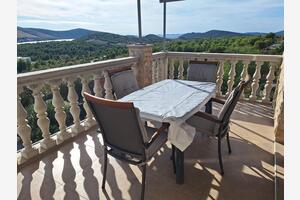 2-Zimmer-Ferienwohnung Grebastica 2-Zimmer-Ferienwohnung Grebastica, Sibenik (A-24934-b(