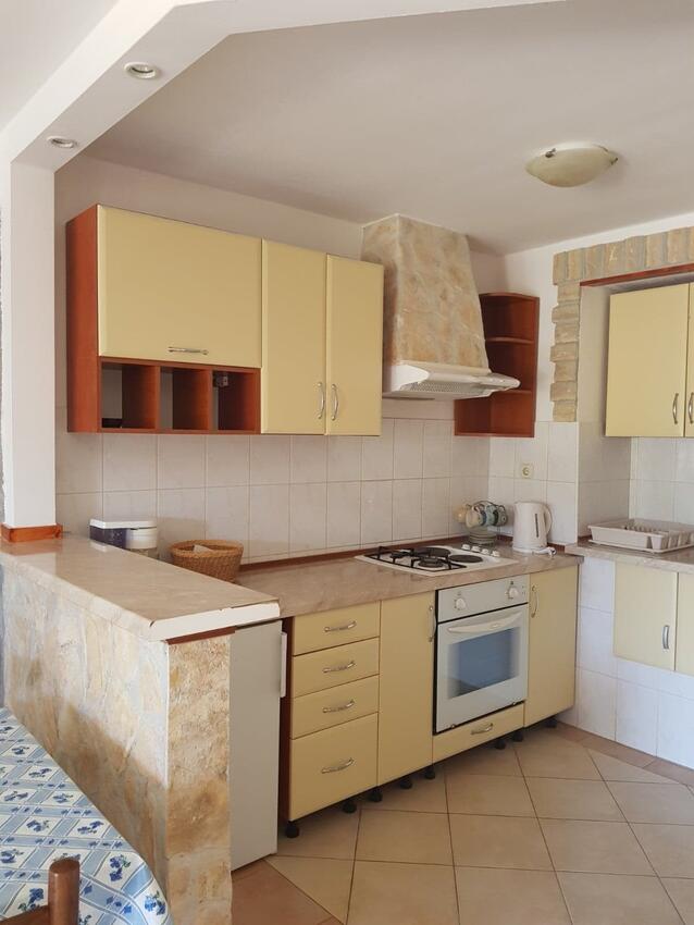 Apartamentos con parking Grebastica, Sibenik - 24934