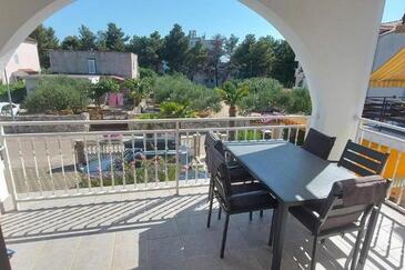 Apartamento para dos personas Vodice (A-24938-a(