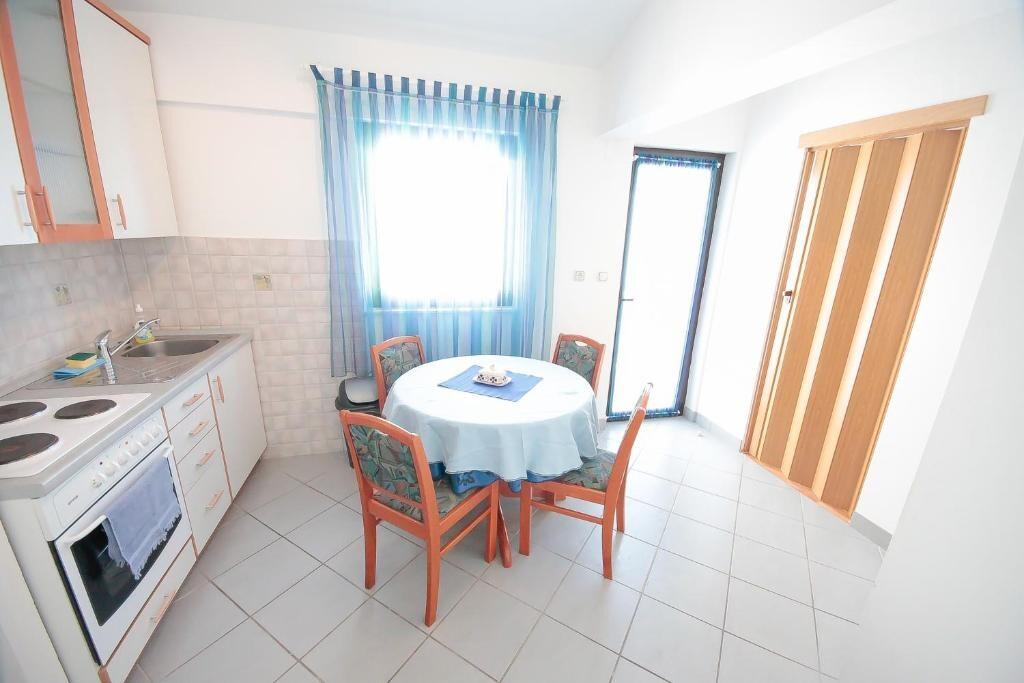 Апартаменти з паркуванням Водіце - Vodice - 24938