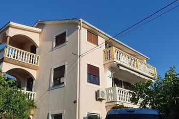 Ferienwohnungen mit Parkplatz Punat, Krk - 24947 Adriatic.hr