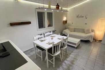 Two bedroom apartment Povljana, Pag (A-24948-a(